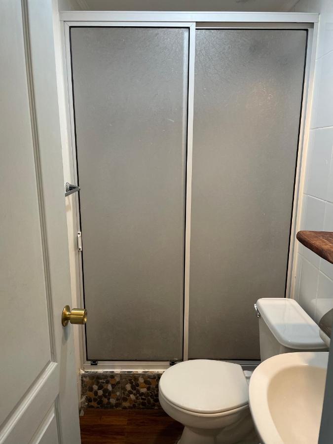 3 Arriendo Habitacion Doble Con Bano Privado De Ex Hotel Puerto Varas Zewnętrze zdjęcie